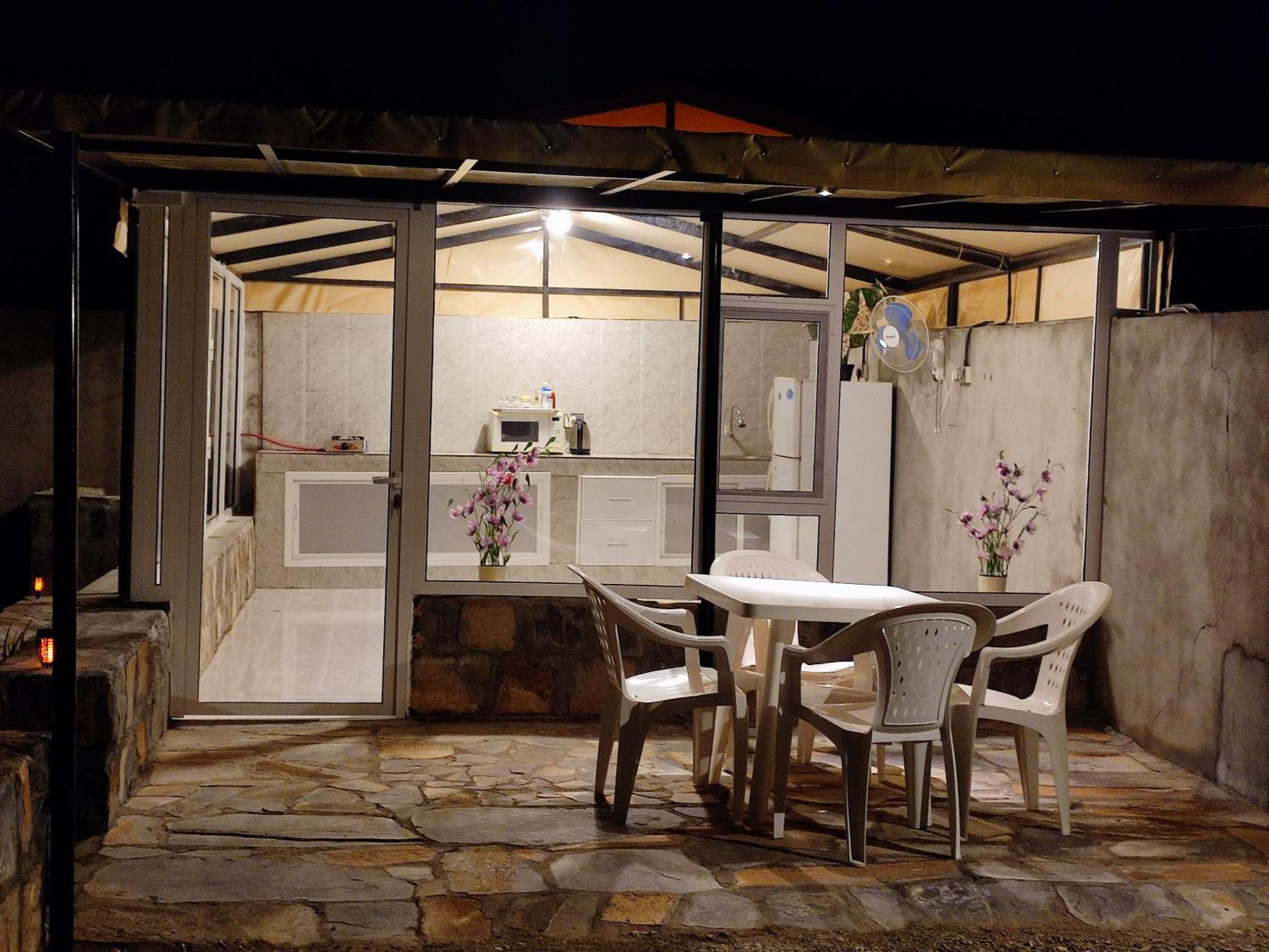 Al Ḩamrāʼ Stone Rest House Jebel Shams מראה חיצוני תמונה